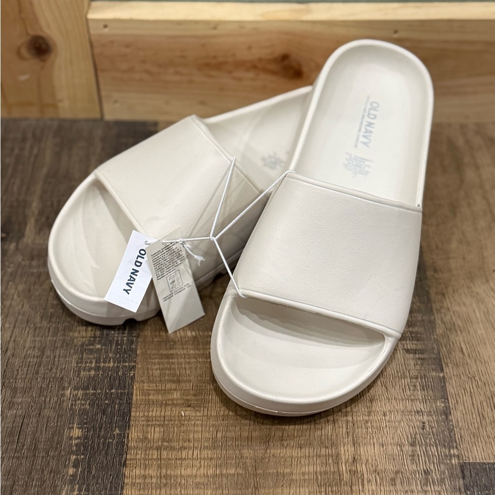 Old‎ Navy Women's Slide Sandals